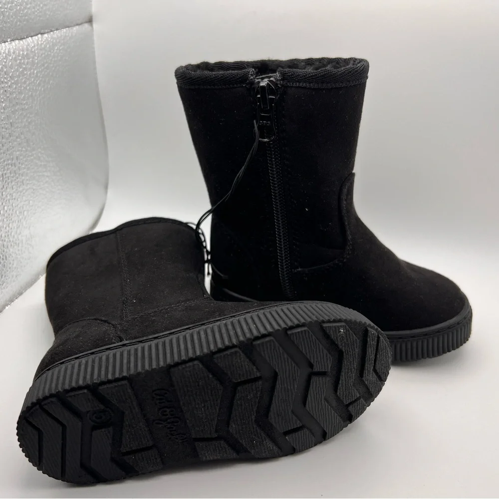 NET Cat & Jack Black Suede Boots